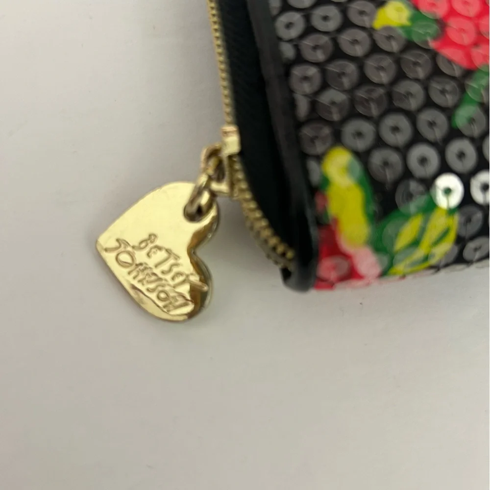 Betsey Johnson womens accordion zip around wallet rose sequins - Picture 3 of 8